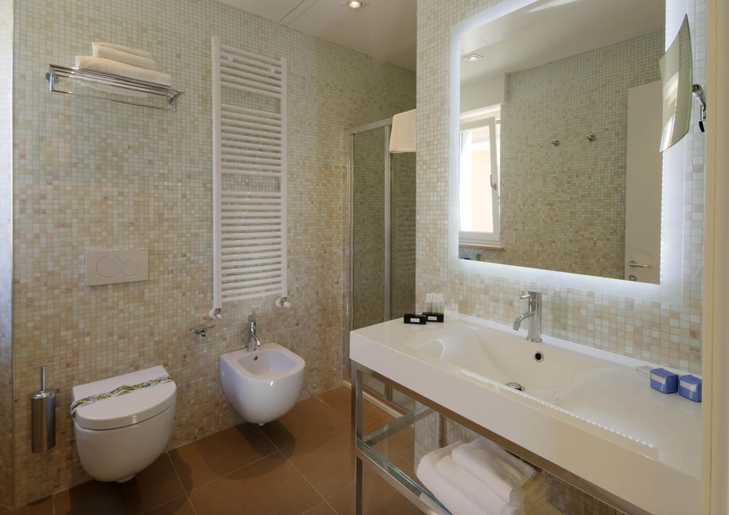 Gabbiano Hotel Civitanova Marche Szoba fotó